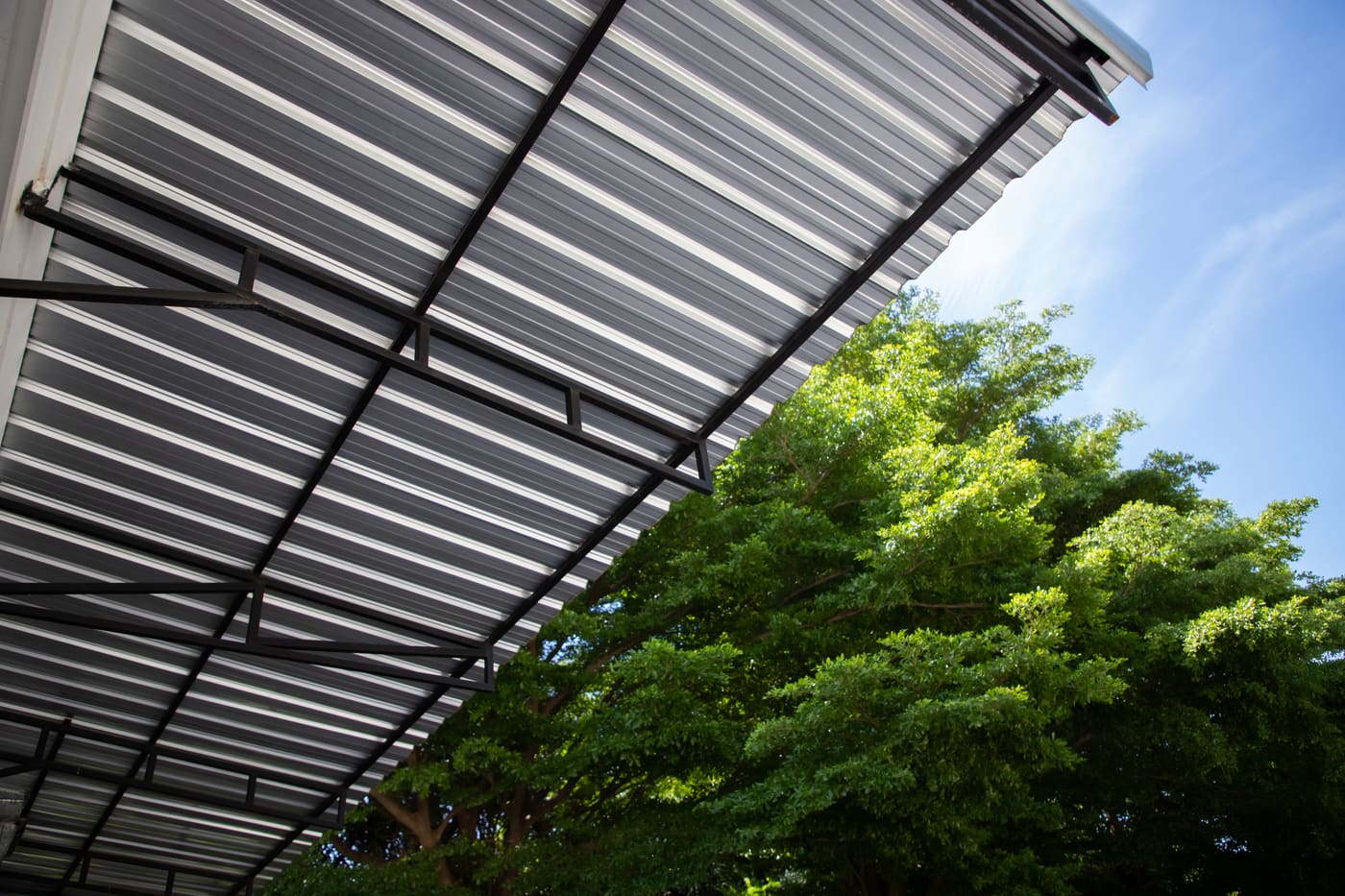 Commercial roof